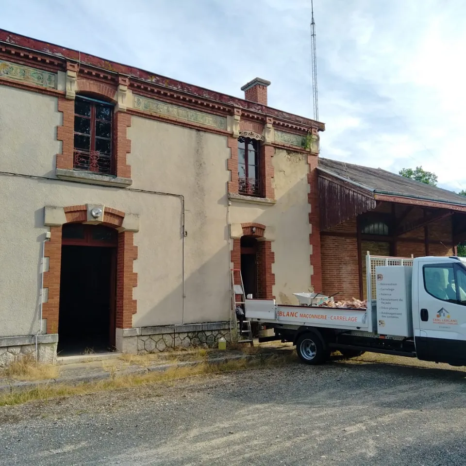 ravalement de facade valencay